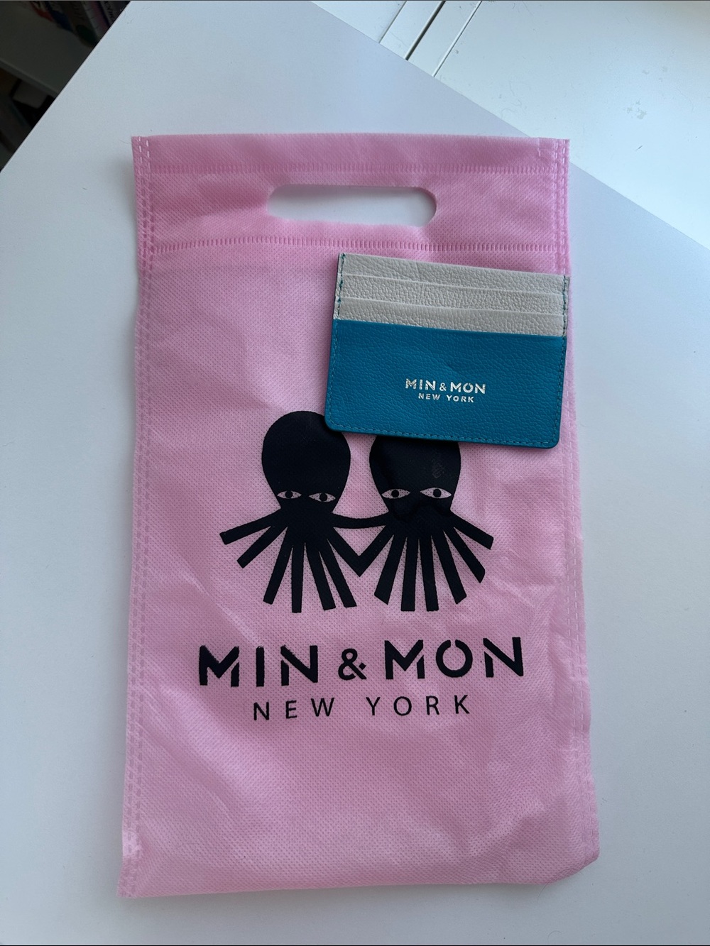 BRAND NEW Min & Mon Card Holder